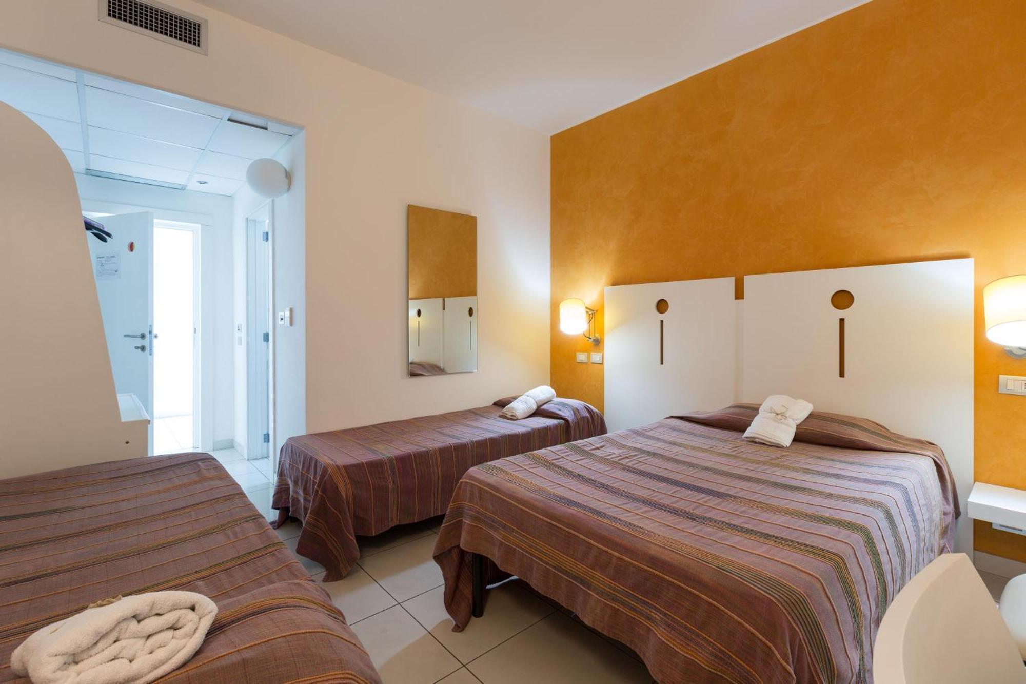 Silver Hotel Matino Cameră foto